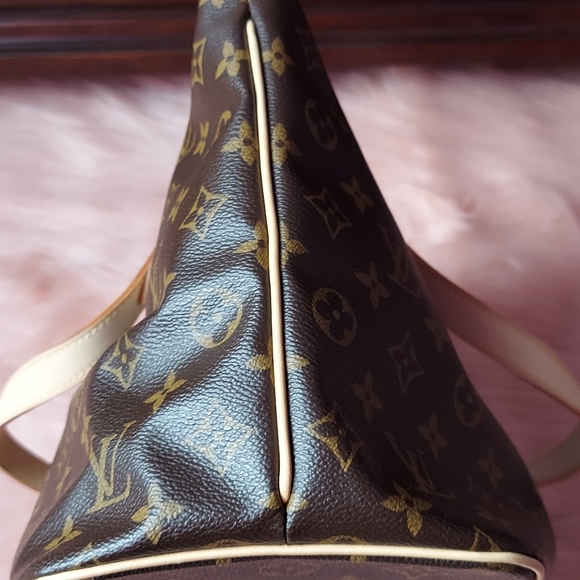 Authentic Louis Vuitton Bag - Picture 13 of 15